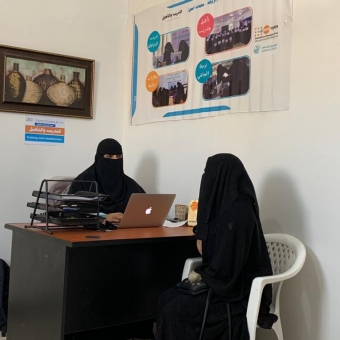 بتمويل من UNFPA وتنفيذ الوصول الإنساني مشروع الحماية ودعم سبل العيش يدشن انشطته وبرامجه للعام 2021م في مأرب 