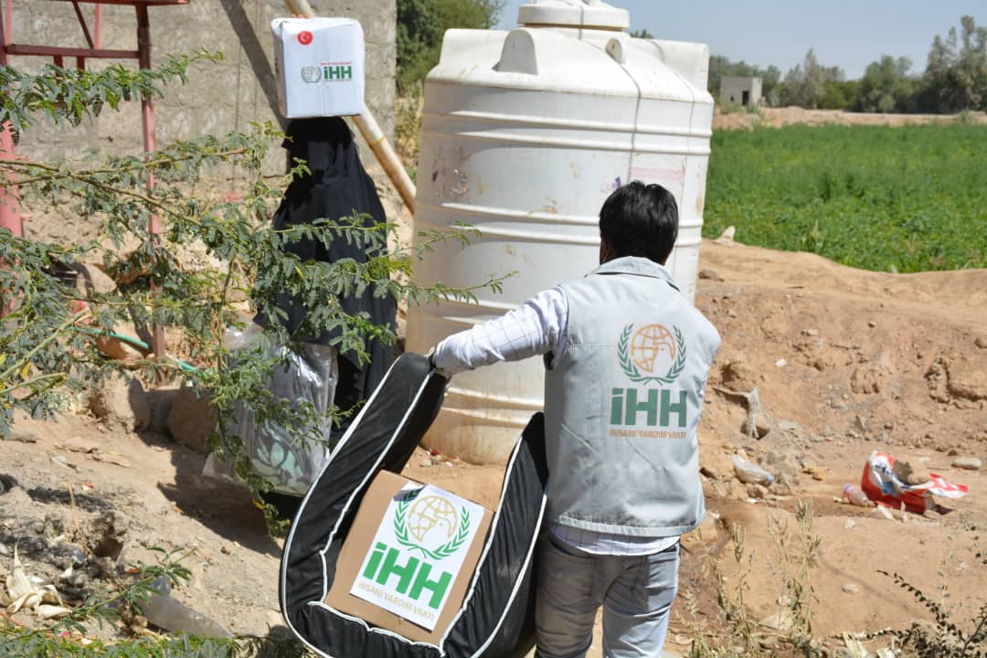 displaced and affected families Yemen