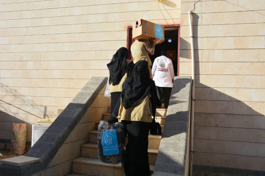 Hygienic bags and NFIs distributed for students of Health Institute in Marib