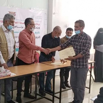 تكريم 180 كادراً صحياً في مجال مكافحة سواء التغذية الحاد الوخيم في محافظة تعز