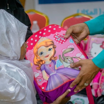 بتمويل من بيت الزكاة الكويتي برنامج العودة للمدارس