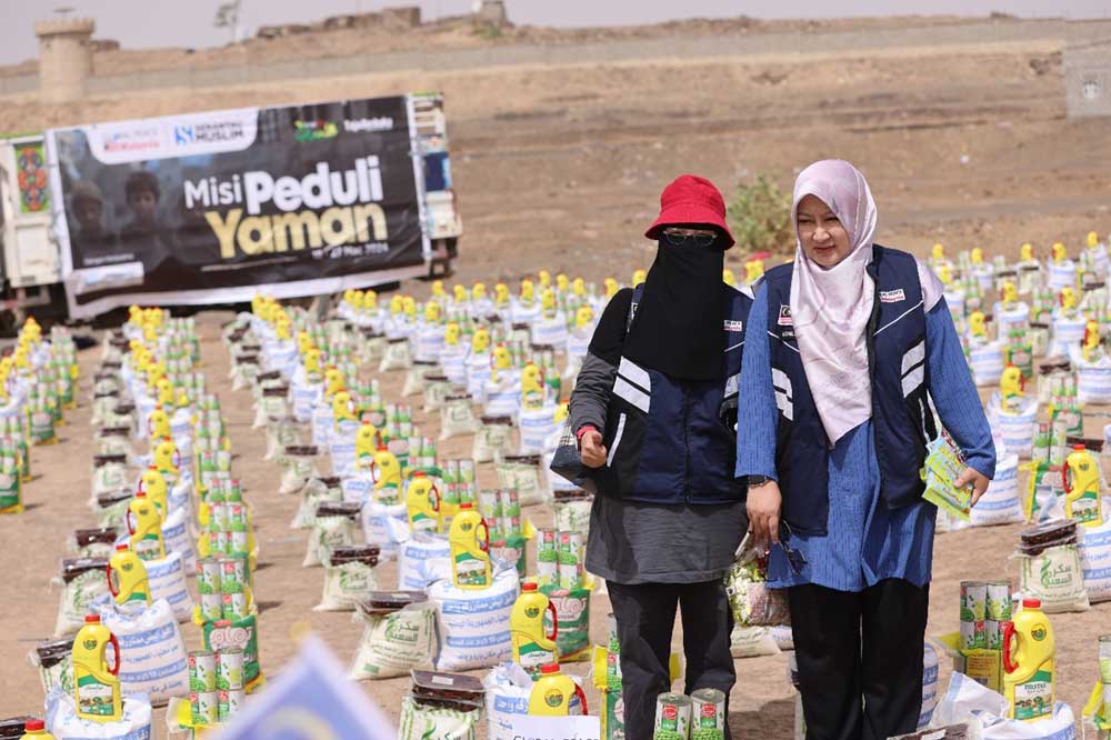 توزيع 400 سلة غذائية و514 وجبة إفطار