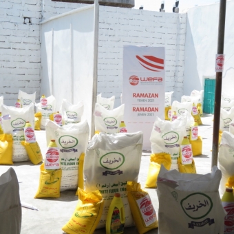 Funded by Wifa, Thousands of people benefit from Ramadan charity projects during the first half of Ramadan in three Yemeni governorates
