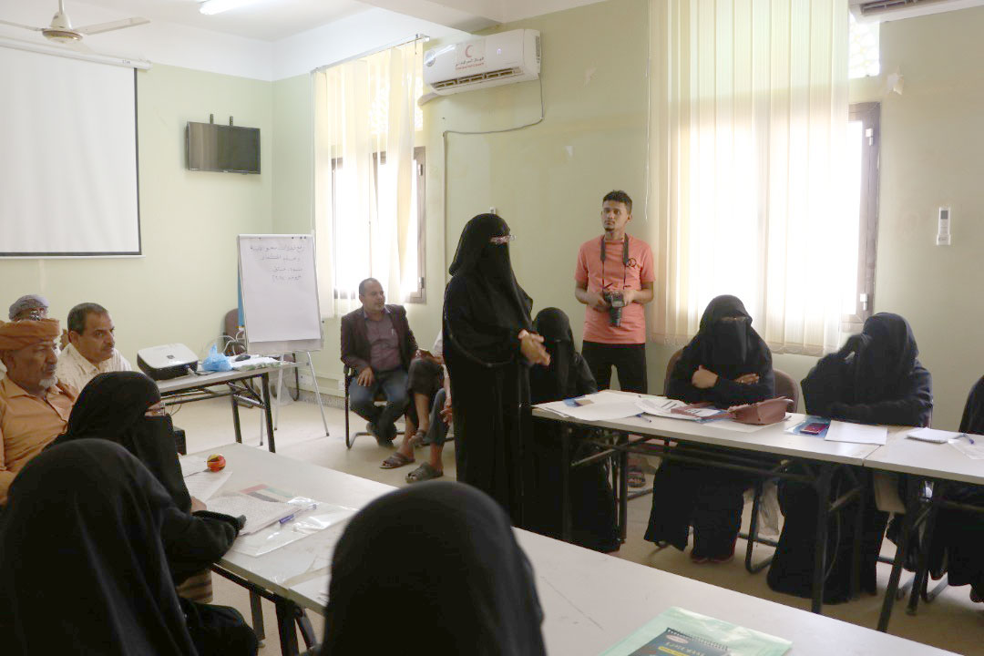 Shabwah Governor inaugurates a literacy support workshop, involving 35 teachers