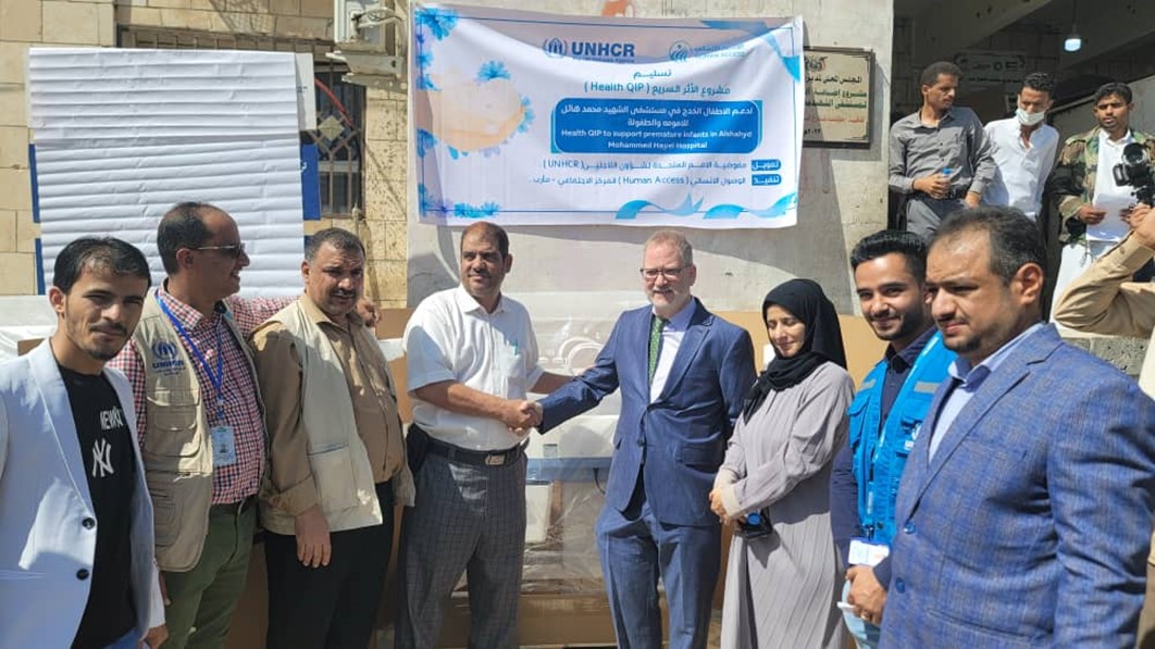  incubators for premature infants