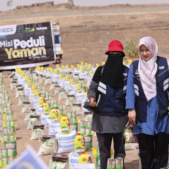 Distribution of 400 food baskets and 514 iftar meals